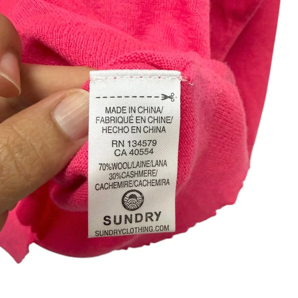 Sundry‎ Pink Wool Cashmere Heart Scallop Trim Sweater Size 1 Small